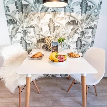 Design Stuttgart Messe-airport Tiefgarage Apartment *