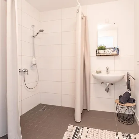 Design Stuttgart Messe-airport Tiefgarage Apartment